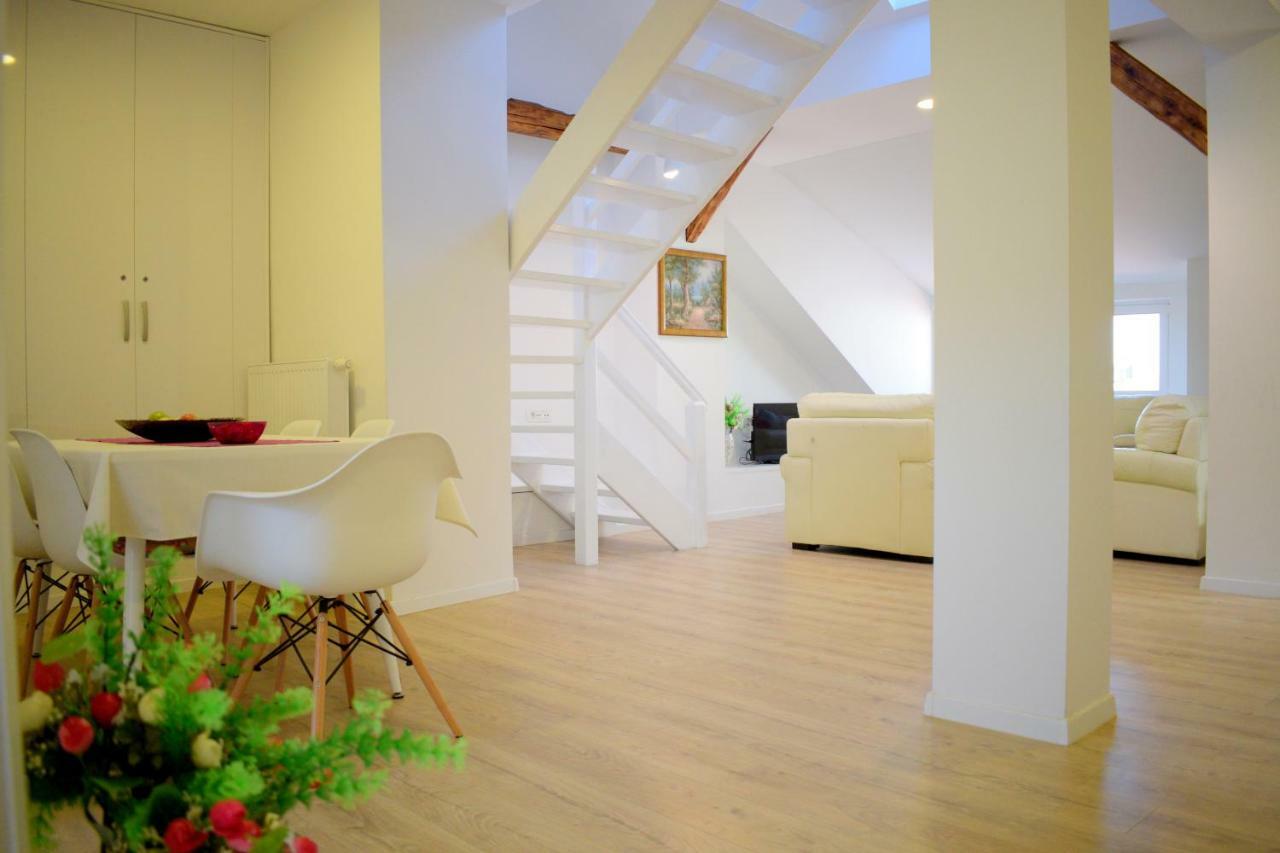 Apartment Rama Zagabria Esterno foto