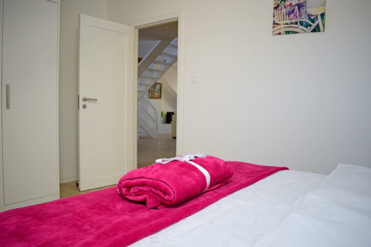 Apartment Rama Zagabria Esterno foto